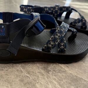 Chaco Men's Sport Sandals Blue Black Adjustable Straps Outdoor Hiking Size 8